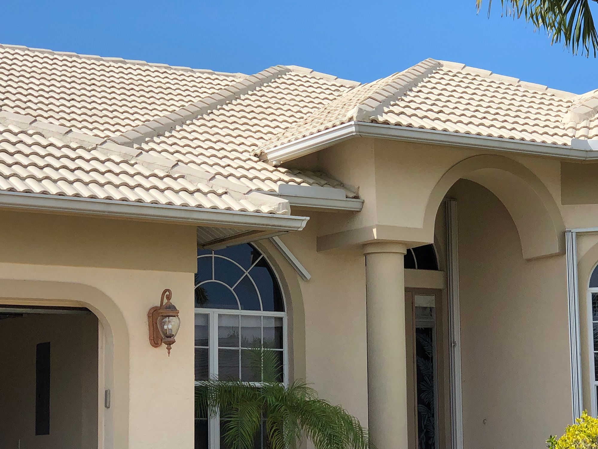 Roof painting in in Naples, Florida